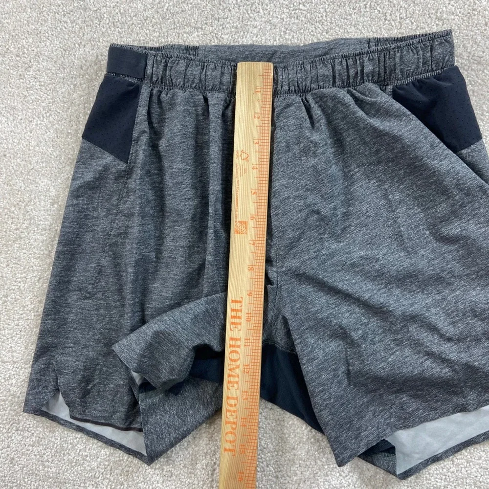 Lululemon Athletic Shorts Mens M Grey 6 Inch Inseam Lined Surge Workout Running